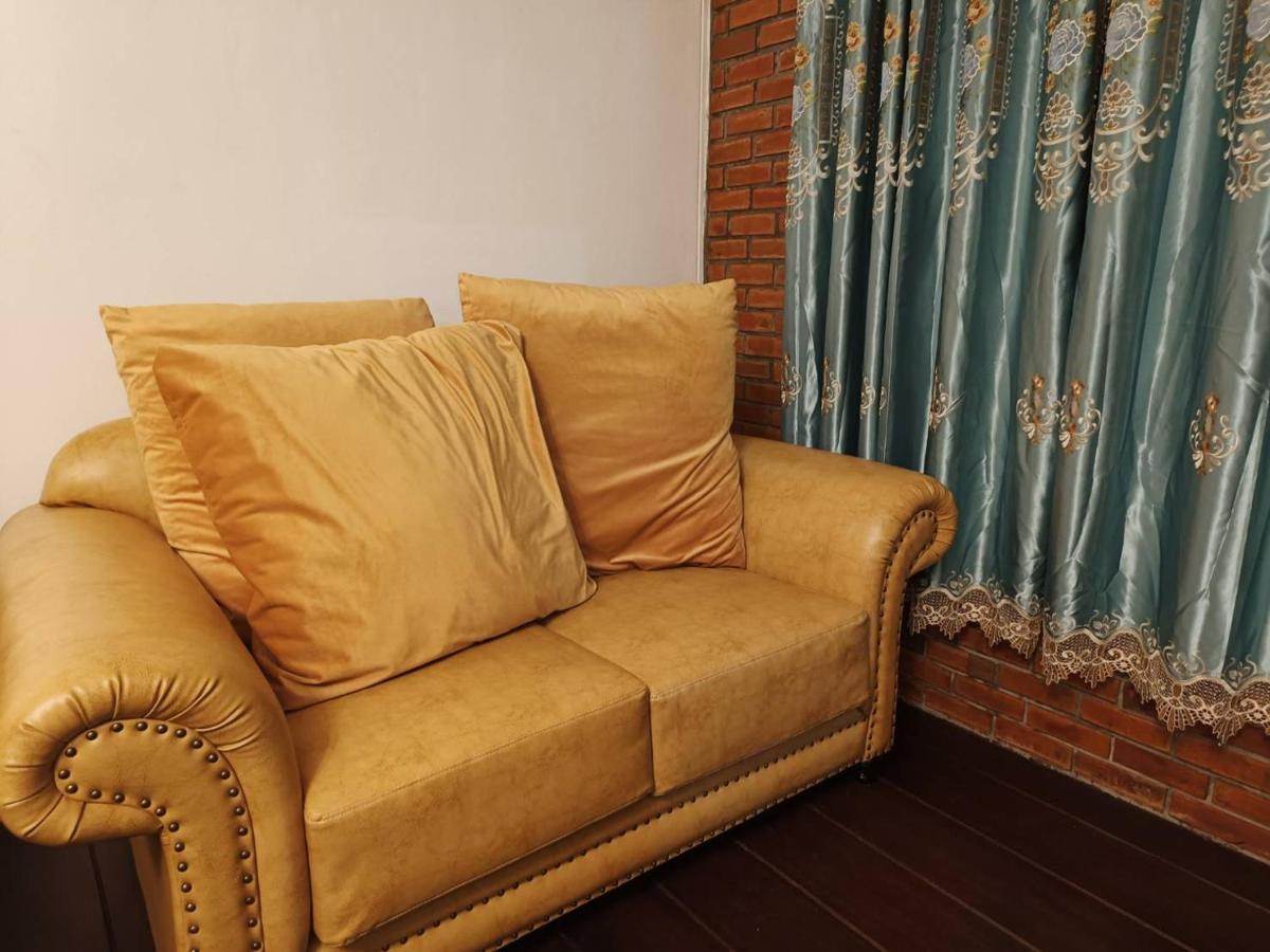 Tasana Garden Saraphi ทาซาน่าการ์เด้น สาขาสารภี Séjour chez l'habitant