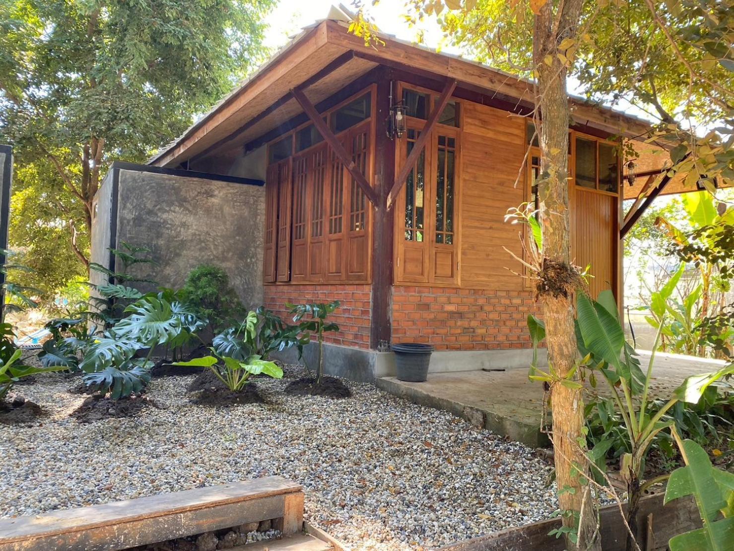 Séjour chez l'habitant Tasana Garden Saraphi ทาซาน่าการ์เด้น สาขาสารภี *