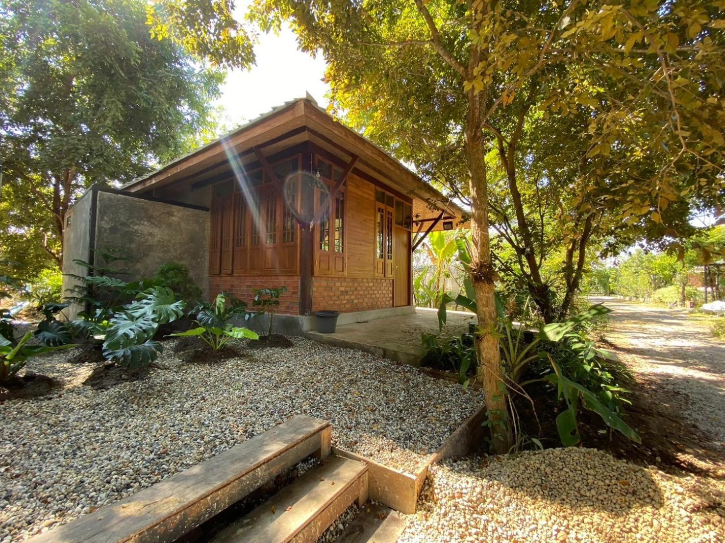 Séjour chez l'habitant Tasana Garden Saraphi ทาซาน่าการ์เด้น สาขาสารภี *