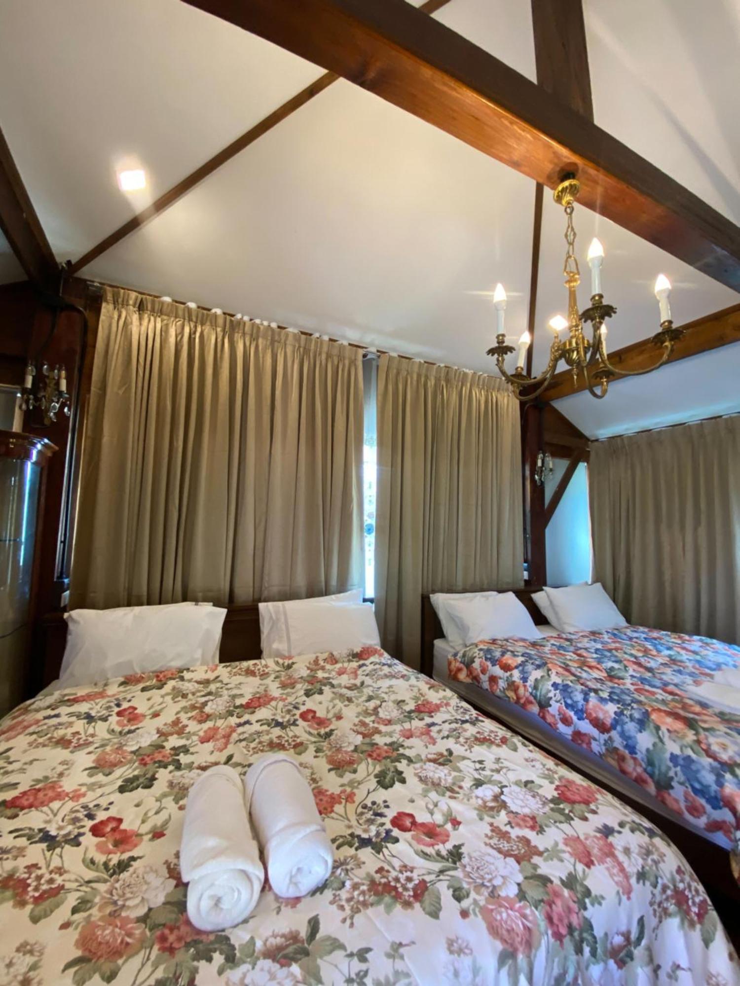 Séjour chez l'habitant Tasana Garden Saraphi ทาซาน่าการ์เด้น สาขาสารภี *